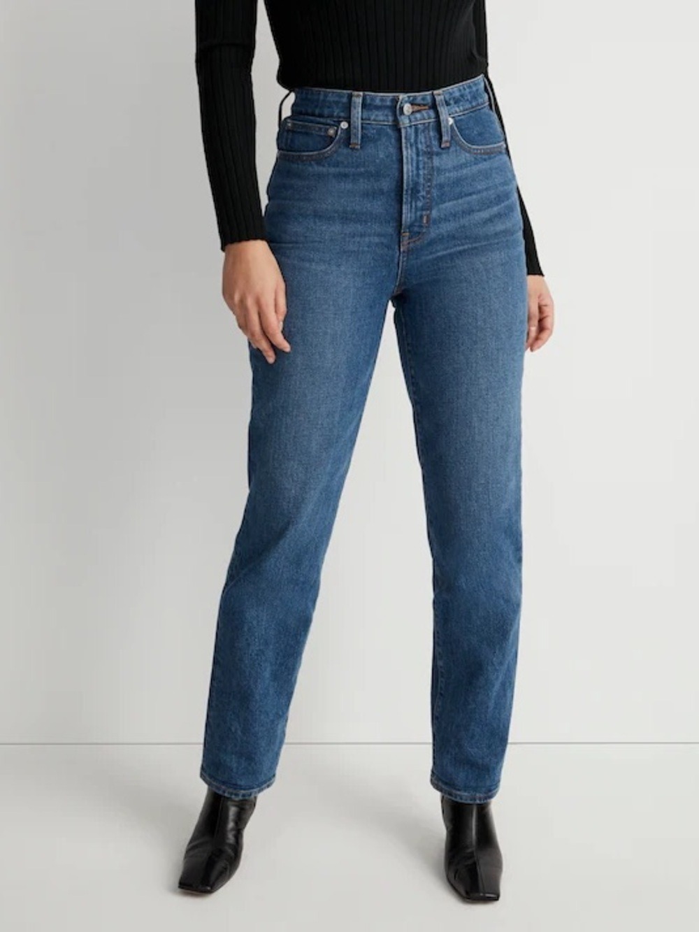 Madewell The Petite Curvy Perfect Vintage Straight Jean in Mayfield Wash
